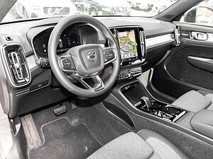 Volvo  Plus Dark 2WD B3 EU6d digitales Cockpit Memory Sitze Soundsystem HarmanKardon LE