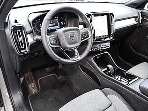Volvo  Plus Dark 2WD B3 EU6d digitales Cockpit Memory Sitze Soundsystem HarmanKardon LE
