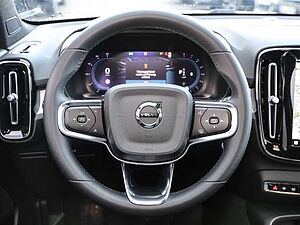 Volvo  Plus Dark 2WD B3 EU6d digitales Cockpit Memory Sitze Soundsystem HarmanKardon LE