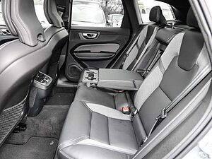 Volvo  Ultimate Dark AWD B5 Benzin EU6d Allrad HUD StandHZG Leder digitales Cockpit Mem