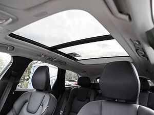 Volvo  Ultimate Dark AWD B4 Diesel EU6d Allrad HUD AD StandHZG digitales Cockpit Memory