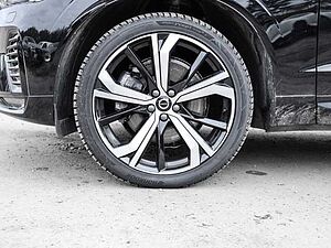 Volvo  Ultimate Dark AWD B4 Diesel EU6d Allrad HUD AD StandHZG digitales Cockpit Memory