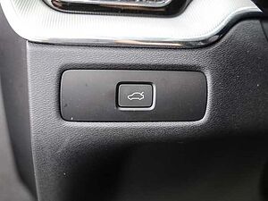 Volvo  Ultimate Dark 2WD B4 Diesel EU6d HUD AD digitales Cockpit Memory Sitze Soundsyst