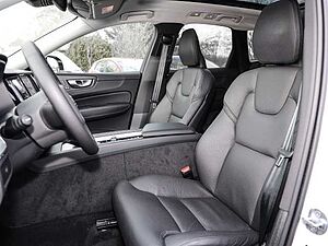 Volvo  Ultimate Dark 2WD B4 Diesel EU6d HUD AD digitales Cockpit Memory Sitze Soundsyst