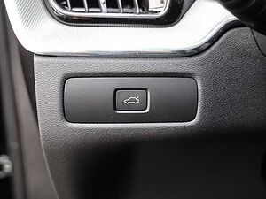 Volvo  Ultimate Dark AWD B5 Benzin EU6d Allrad HUD StandHZG Leder digitales Cockpit Mem