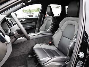 Volvo  Plus Dark AWD B5 Benzin EU6d Allrad Leder digitales Cockpit Memory Sitze Soundsy
