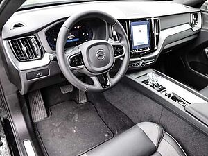 Volvo  Plus Dark AWD B5 Benzin EU6d Allrad Leder digitales Cockpit Memory Sitze Soundsy