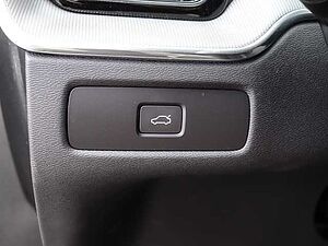 Volvo  Ultimate Dark 2WD B4 Diesel EU6d HUD AD digitales Cockpit Memory Sitze Soundsyst
