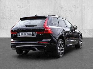 Volvo  Ultimate Dark 2WD B4 Diesel EU6d HUD AD digitales Cockpit Memory Sitze Soundsyst