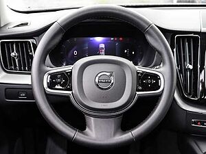 Volvo  Ultimate Dark 2WD B4 Diesel EU6d HUD AD digitales Cockpit Memory Sitze Soundsyst