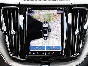 Volvo  Ultimate Dark 2WD B4 Diesel EU6d HUD AD digitales Cockpit Memory Sitze Soundsyst
