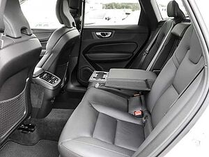 Volvo  Ultimate Dark AWD B4 Diesel EU6d Allrad HUD AD StandHZG digitales Cockpit Memory