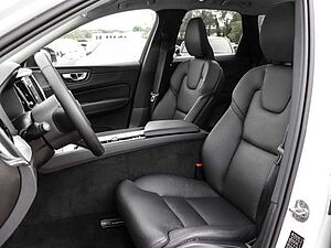 Volvo  Ultimate Dark AWD B4 Diesel EU6d Allrad HUD AD StandHZG digitales Cockpit Memory