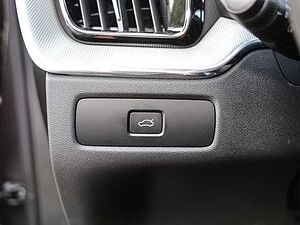 Volvo  Ultimate Dark AWD B5 Benzin EU6d Allrad HUD StandHZG Leder digitales Cockpit Mem
