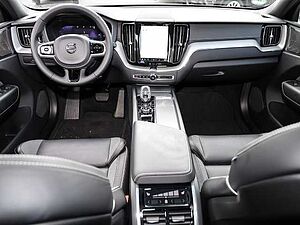 Volvo  Ultimate Dark AWD B5 Benzin EU6d Allrad HUD StandHZG Leder digitales Cockpit Mem