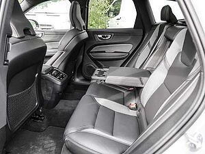 Volvo  Ultimate Dark AWD B5 Benzin EU6d Allrad HUD StandHZG Leder digitales Cockpit Mem