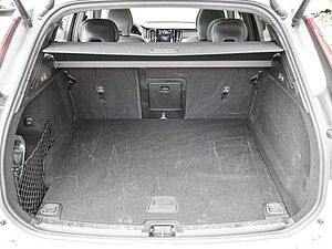 Volvo  Ultimate Dark AWD B5 Benzin EU6d Allrad HUD StandHZG Leder digitales Cockpit Mem