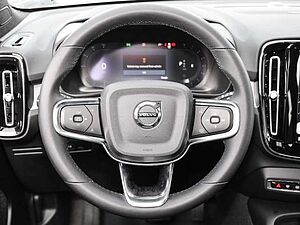 Volvo  Plus Dark 2WD B3 EU6d digitales Cockpit Memory Sitze Soundsystem HarmanKardon LE