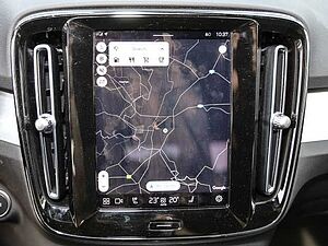 Volvo  Plus Dark 2WD B3 EU6d digitales Cockpit Memory Sitze Soundsystem HarmanKardon LE