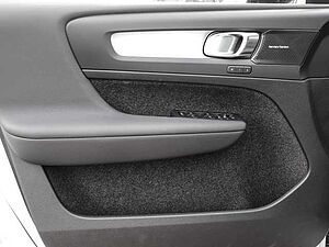 Volvo  Plus Dark 2WD B3 EU6d digitales Cockpit Memory Sitze Soundsystem HarmanKardon LE