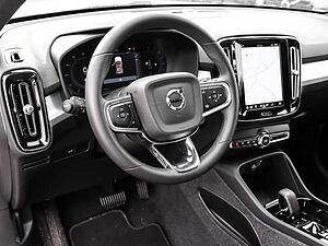 Volvo  Plus Dark 2WD B3 EU6d digitales Cockpit Memory Sitze Soundsystem HarmanKardon LE