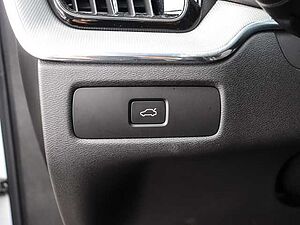 Volvo  Plus Dark AWD B5 Benzin EU6d Allrad Leder digitales Cockpit Memory Sitze Soundsy