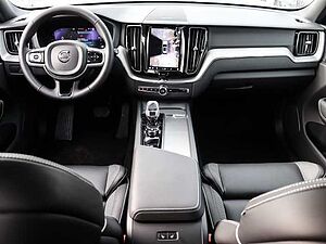 Volvo  Plus Dark AWD B5 Benzin EU6d Allrad Leder digitales Cockpit Memory Sitze Soundsy