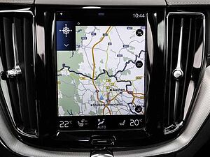 Volvo  Inscription AWD B5 Benzin EU6d Allrad StandHZG AHK Navi Leder digitales Cockpit