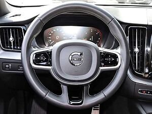 Volvo  R Design AWD B5 Diesel EU6d Allrad StandHZG Navi digitales Cockpit Memory Sitze