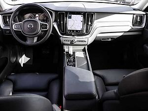 Volvo  Momentum Pro AWD B4 Diesel EU6d Allrad Navi Leder digitales Cockpit Soundsystem