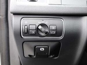 Volvo  Summum AWD D4 DPF LEDER AHK Allrad StandHZG Navi digitales Cockpit Memory Sitze