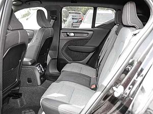 Volvo  Plus Dark Recharge Plug-In Hybrid 2WD T4 Twin Engine EU6d StandHZG Navi digitale