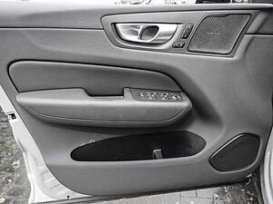 Volvo  Ultimate Dark Recharge Plug-In Hybrid AWD T8 Twin Engine EU6d Allrad HUD StandHZ