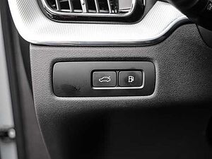 Volvo  Ultimate Dark Recharge Plug-In Hybrid AWD T8 Twin Engine EU6d Allrad HUD StandHZ