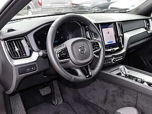Volvo  Ultimate Dark Recharge Plug-In Hybrid AWD T8 Twin Engine EU6d Allrad HUD StandHZ