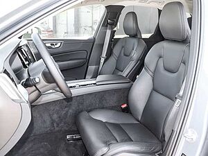 Volvo  Ultimate Dark Recharge Plug-In Hybrid AWD T8 Twin Engine EU6d Allrad HUD StandHZ