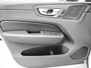 Volvo  Ultimate Dark Recharge Plug-In Hybrid AWD T8 Twin Engine EU6d Allrad HUD StandHZ