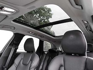 Volvo  Ultimate Dark Recharge Plug-In Hybrid AWD T8 Twin Engine EU6d Allrad HUD StandHZ