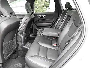 Volvo  Ultimate Dark Recharge Plug-In Hybrid AWD T8 Twin Engine EU6d Allrad HUD StandHZ