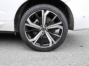 Volvo  Ultimate Dark Recharge Plug-In Hybrid AWD T8 Twin Engine EU6d Allrad HUD StandHZ