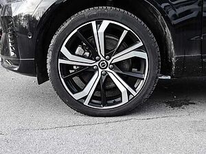 Volvo  Ultimate Dark Recharge Plug-In Hybrid AWD T8 Twin Engine EU6d Allrad HUD StandHZ