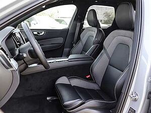 Volvo  Ultimate Dark Recharge Plug-In Hybrid AWD T8 Twin Engine EU6d Allrad HUD StandHZ