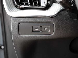 Volvo  Ultimate Dark Recharge Plug-In Hybrid AWD T8 Twin Engine EU6d Allrad HUD StandHZ