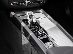 Volvo  Ultimate Dark Recharge Plug-In Hybrid AWD T8 Twin Engine EU6d Allrad HUD StandHZ