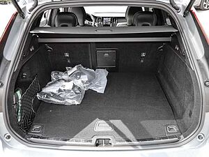 Volvo  Ultimate Dark Recharge Plug-In Hybrid AWD T8 Twin Engine EU6d Allrad HUD StandHZ