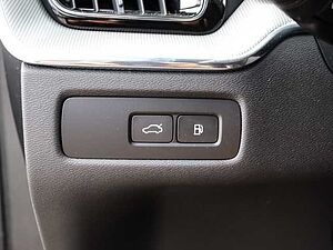 Volvo  Ultimate Dark Recharge Plug-In Hybrid AWD T8 Twin Engine EU6d Allrad HUD StandHZ