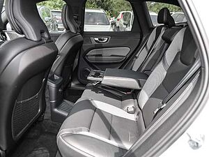 Volvo  Ultimate Dark Recharge Plug-In Hybrid AWD T8 Twin Engine EU6d Allrad HUD StandHZ