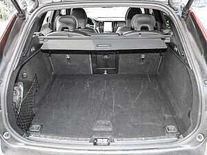 Volvo  Ultimate Dark AWD B5 Benzin EU6d Allrad HUD StandHZG Leder digitales Cockpit Mem