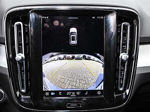 Volvo  Plus Dark 2WD B3 EU6d digitales Cockpit Memory Sitze Soundsystem HarmanKardon LE