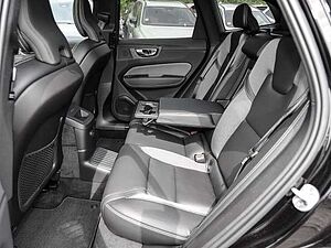 Volvo  Ultimate Dark Recharge Plug-In Hybrid AWD T8 Twin Engine EU6d Allrad HUD StandHZ